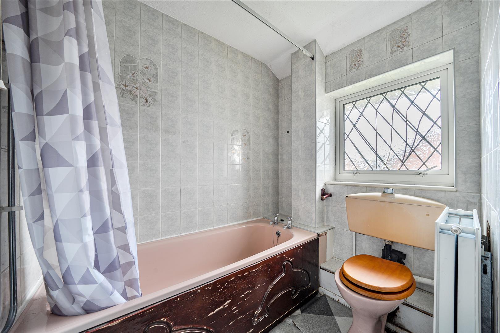 Landor Drive, Loughor, Swansea, SA4 6GL